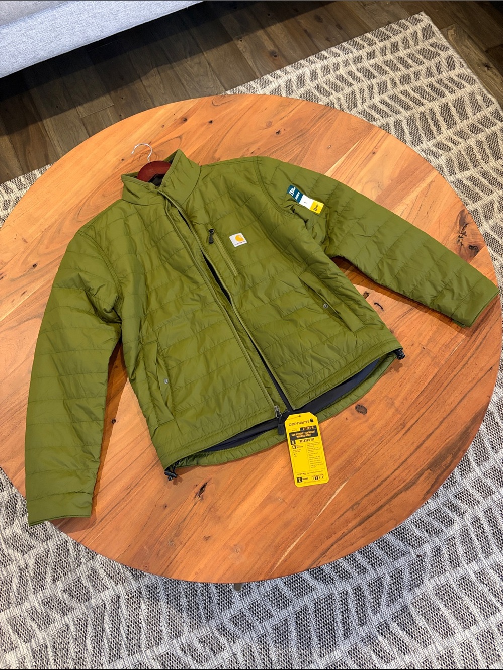 🎯 New Carhartt Men’s jacket